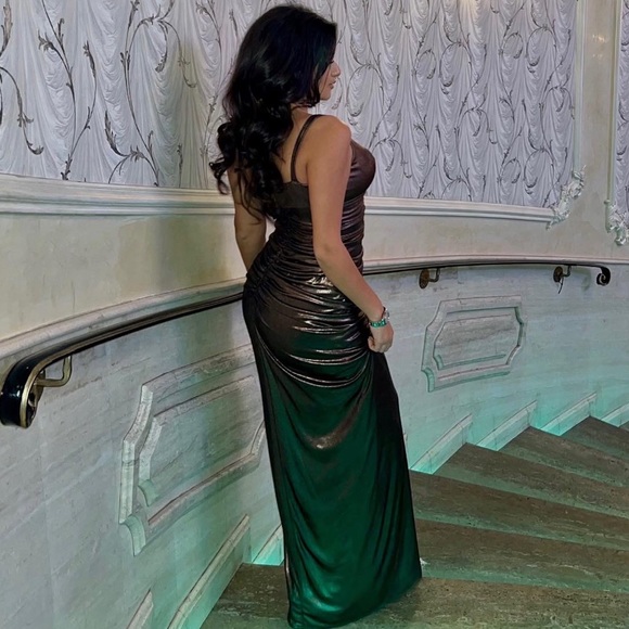 Betsy and Adam dress size 6. Altered in the front with gems. - Picture 2 of 2